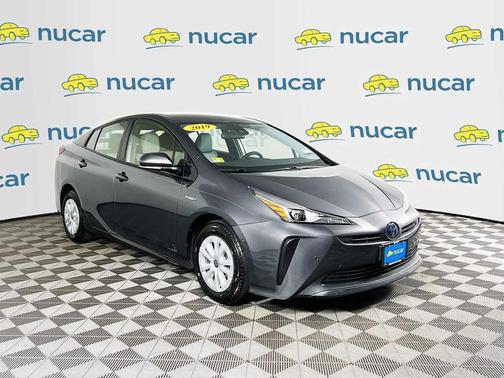 Magnetic Gray Metallic 2019 Toyota Prius LE