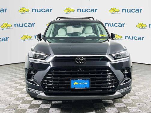 Midnight Black Metallic 2026 Toyota Grand Highlander Limited