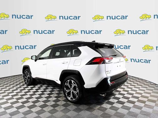 2025 Toyota RAV4 Hybrid SE