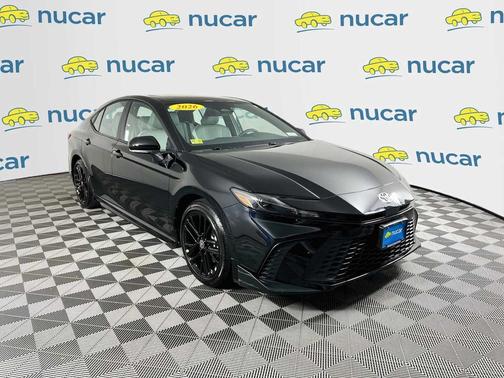 Midnight Black Metallic 2026 Toyota Camry SE