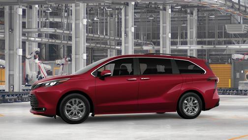 Ruby Flare Pearl 2026 Toyota Sienna XLE