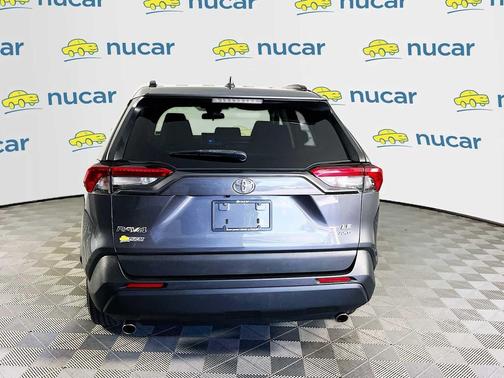 Magnetic Gray Metallic 2019 Toyota RAV4 LE