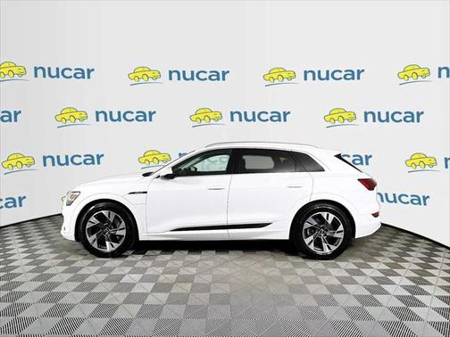 2022 Audi e-tron Premium