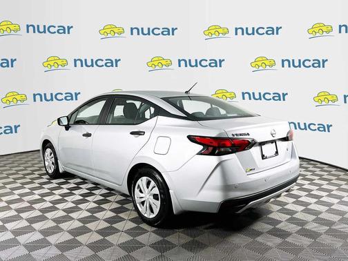 Brilliant Silver Metallic 2025 Nissan Versa 1.6 S