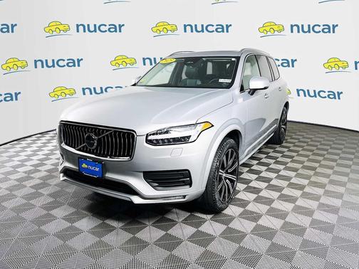 Silver Dawn Metallic 2023 Volvo XC90 B5 Core