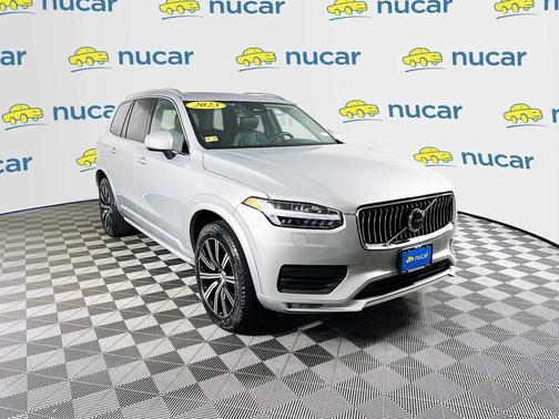 Silver Dawn Metallic 2023 Volvo XC90 B5 Core