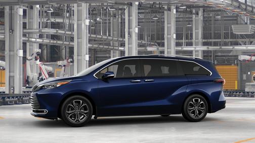2025 Toyota Sienna Platinum 7 Passenger