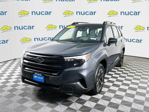2025 Subaru Forester Base