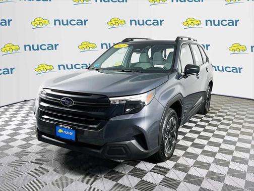 2025 Subaru Forester Base