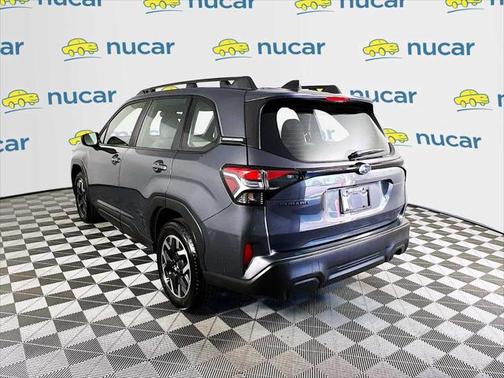 2025 Subaru Forester Base
