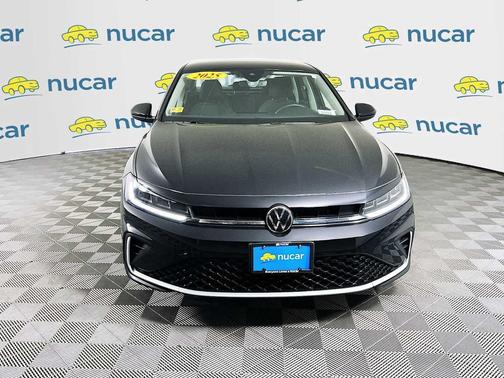 Deep Black Pearl 2025 Volkswagen Jetta 1.5T S