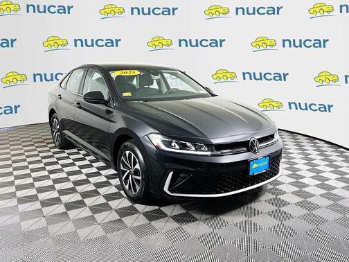 Deep Black Pearl 2025 Volkswagen Jetta 1.5T S