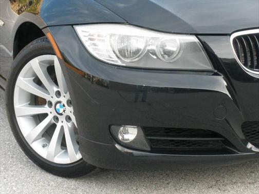 2011 BMW 328 328i 4dr Sedan