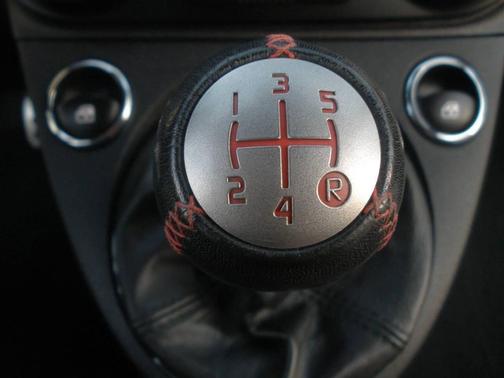2015 FIAT 500 Abarth