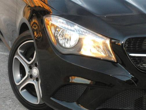 2014 Mercedes-Benz CLA-Class Base