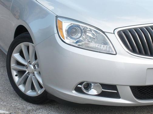 Quicksilver Metallic 2012 Buick Verano Leather