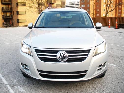 2009 Volkswagen Tiguan SEL