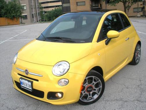 2013 FIAT 500 Sport