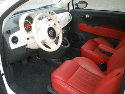 2012 FIAT 500 Lounge