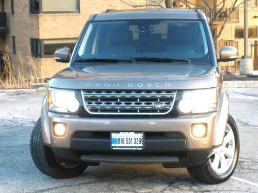2015 Land Rover LR4 Base