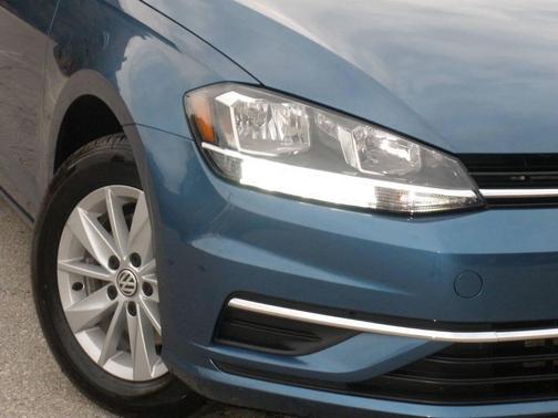 2018 Volkswagen Golf SportWagen TSI SE