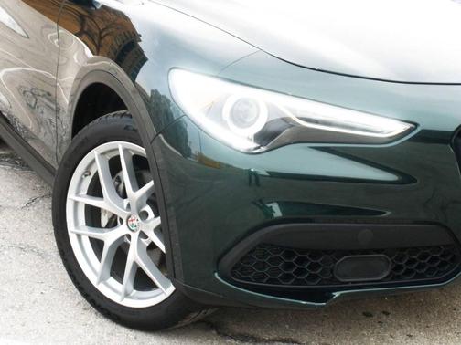 2019 Alfa Romeo Stelvio Sport