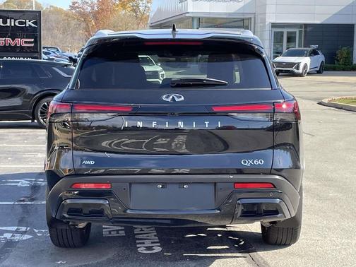 2025 INFINITI QX60 Luxe