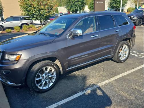2016 Jeep Grand Cherokee Summit
