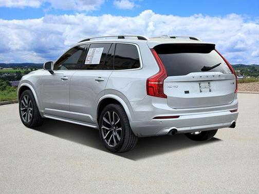 2019 Volvo XC90 T5 Momentum