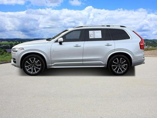 2019 Volvo XC90 T5 Momentum