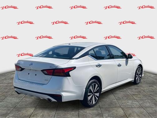 2022 Nissan Altima 2.5 SL