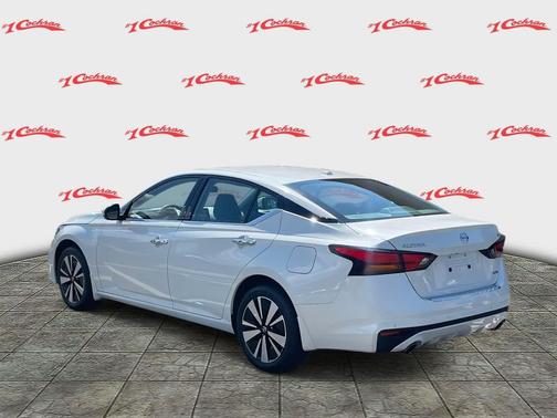 2022 Nissan Altima 2.5 SL