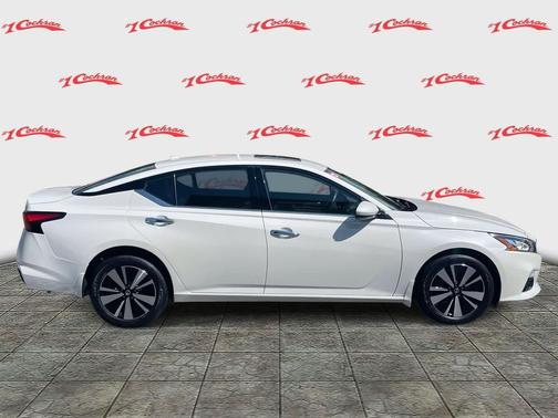 2022 Nissan Altima 2.5 SL
