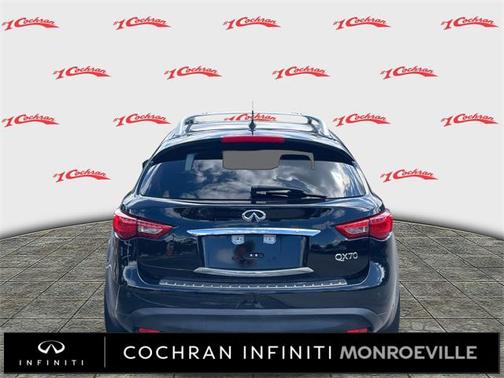 2015 INFINITI QX70 Base
