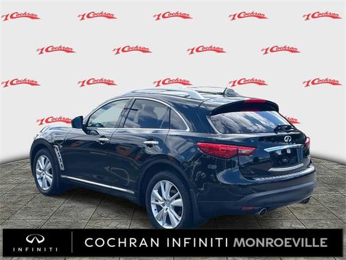 2015 INFINITI QX70 Base