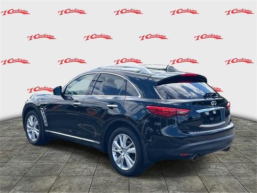 2015 INFINITI QX70 Base