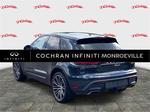 2024 Porsche Macan Base