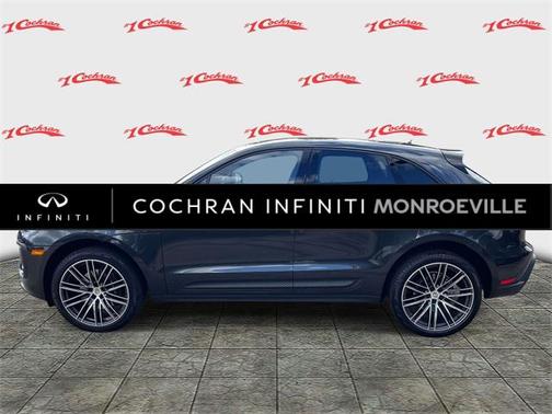 2024 Porsche Macan Base