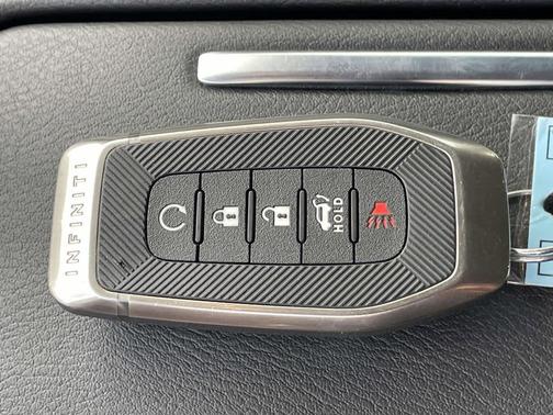 Dynamic Metal 2025 INFINITI QX80 SENSORY AWD