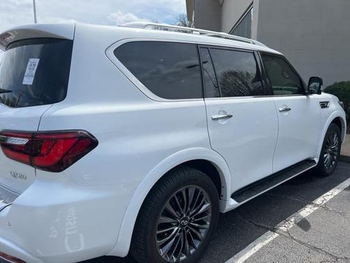 2022 INFINITI QX80 PREMIUM SELECT AWD