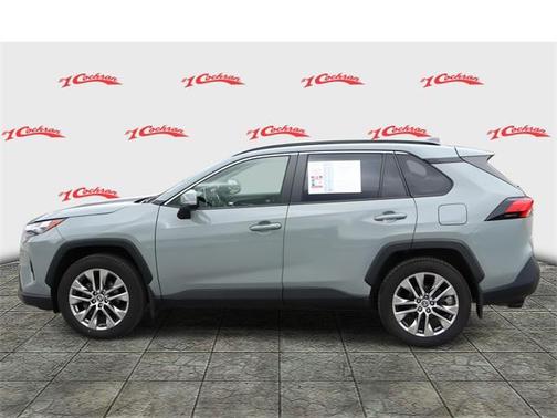 2022 Toyota RAV4 XLE Premium