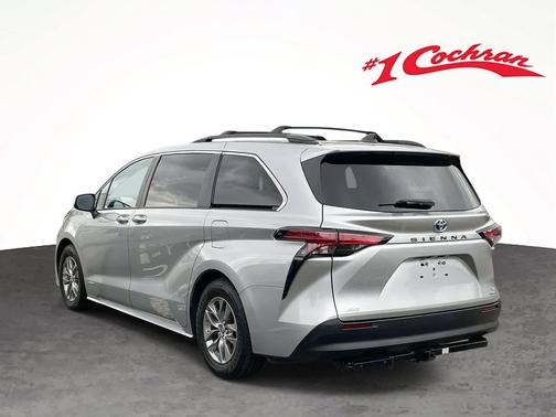 2021 Toyota Sienna XLE 7 Passenger