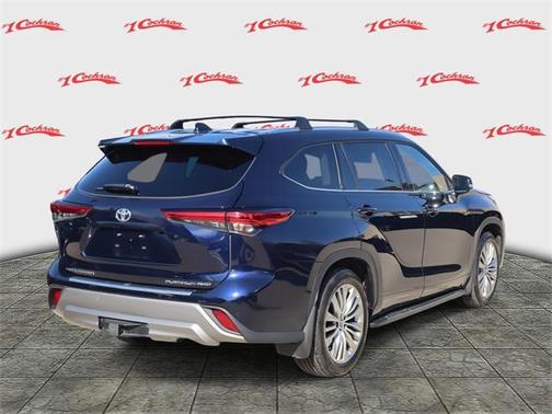 2022 Toyota Highlander Platinum