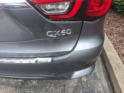 2020 INFINITI QX60 Luxe