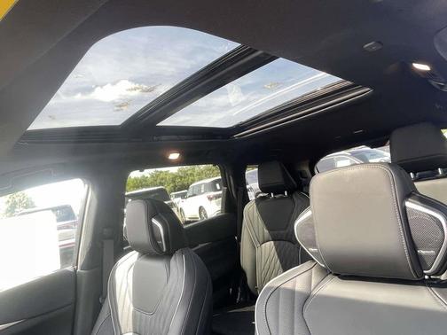 Moonbow Blue/Black Obsidian 2027 INFINITI QX60 AUTOGRAPH