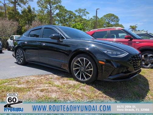 Black 2023 Hyundai SONATA Limited