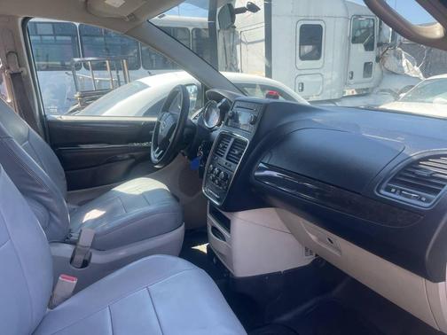 2013 Dodge Grand Caravan American Value Package 4dr Mini Van