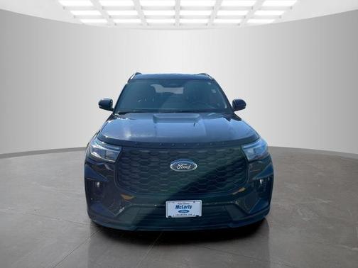 AGATE BLACK METALLIC 2025 Ford Explorer ST-LINE