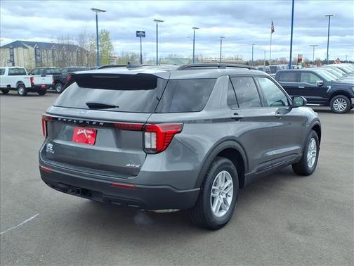 Carbonized Gray Metallic 2026 Ford Explorer Active