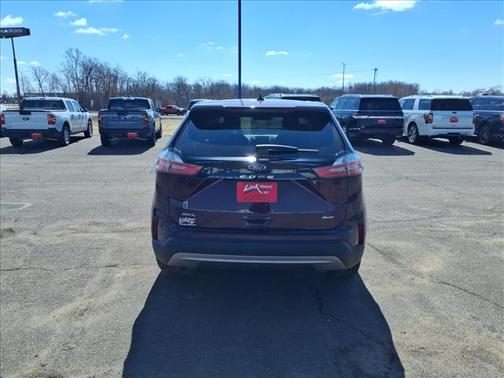 Burgundy Velvet Metallic Tinted Clearcoat 2021 Ford Edge SEL